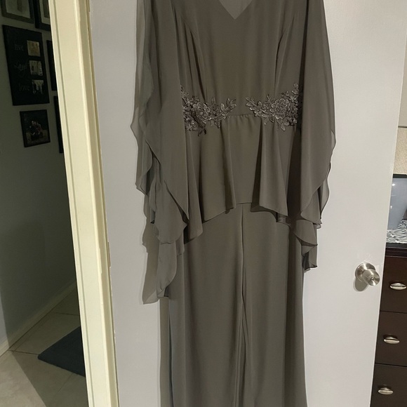 Dress jumpsuit . XL / 95%polyester/5%spandex - Picture 11 of 13